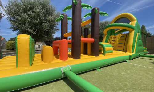 Structure gonflable - Défi sportif : Parcours fun + Toboggan